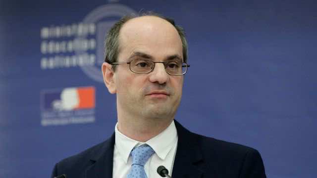 Traitre-MinEduc-BLANQUER